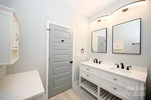 267 Jefferson Street E, York, SC 29745 - Photo 12