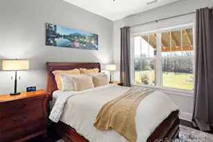 32 Bungalow Wy, Brevard, NC 28712 - Photo 18