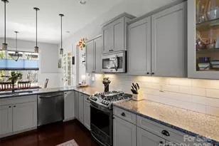 32 Bungalow Wy, Brevard, NC 28712 - Photo 10