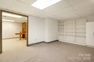 111 S Valley View Dr, Mars Hill, NC 28754 - Photo 30