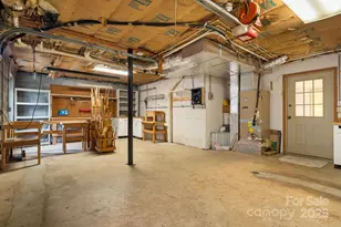 111 S Valley View Dr, Mars Hill, NC 28754 - Photo 28