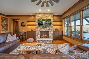 333 Kanasdatsi Dr, Brevard, NC 28712 - Photo 38