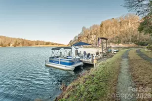 333 Kanasdatsi Dr, Brevard, NC 28712 - Photo 8