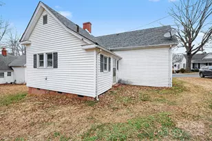 621 Graham St, Albemarle, NC 28001 - Photo 8