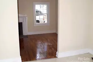 655 Bradford Dr, Charlotte, NC 28208 - Photo 6