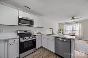 2 Mdw Gln Dr, Fletcher, NC 28732 - Photo 12