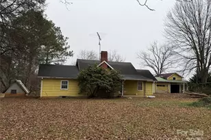 1630 Pleasant Ridge Rd, State Road, NC 28676 - Photo 2