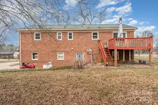 2128 23rd St Ct NE, Hickory, NC 28601 - Photo 14