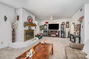 2128 23rd St Ct NE, Hickory, NC 28601 - Photo 18