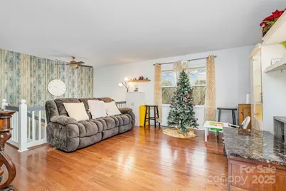 2128 23rd Street Court NE, Hickory, NC 28601 - Photo 8