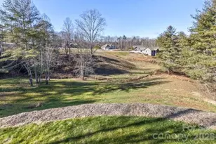 105 Sheila Wynne Dr, Fletcher, NC 28732 - Photo 18
