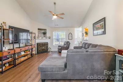 566 Chase Brook Drive, Rock Hill, SC 29732 - Photo 4