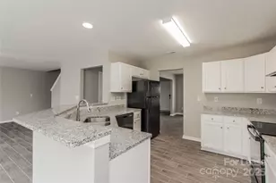 818 Swearngan Ridge Ct, Charlotte, NC 28216 - Photo 14