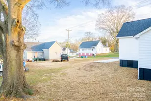 748 Efird St, Albemarle, NC 28001 - Photo 22