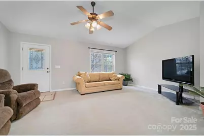 43 Redden Road, Hendersonville, NC 28739 - Photo 8