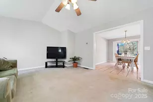 43 Redden Rd, Hendersonville, NC 28739 - Photo 4