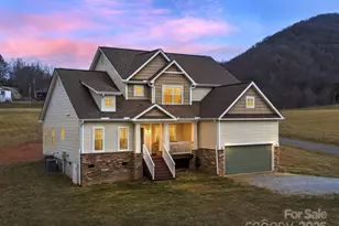 343 Rocky Lane Rd, Clyde, NC 28721 - Photo 1