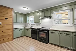 2072 Dean Ln, Lincolnton, NC 28092 - Photo 4