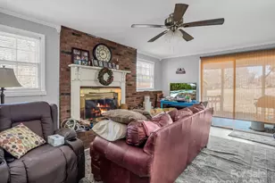 2072 Dean Ln, Lincolnton, NC 28092 - Photo 6