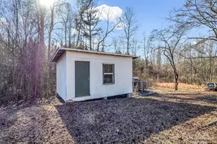 2072 Dean Ln, Lincolnton, NC 28092 - Photo 24