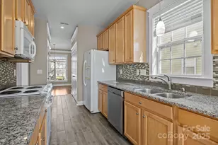 132 E Morehouse Ave, Mooresville, NC 28117 - Photo 8