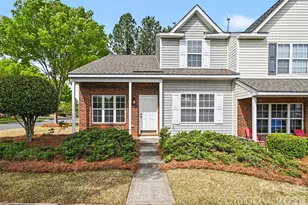 3201 Blythe Ridge Ct, Charlotte, NC 28213 - Photo 2