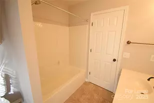 6827 Braddock Ln, Charlotte, NC 28277 - Photo 24