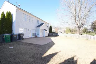 6827 Braddock Ln, Charlotte, NC 28277 - Photo 32