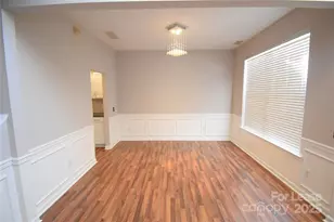 6827 Braddock Ln, Charlotte, NC 28277 - Photo 4