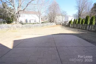 6827 Braddock Ln, Charlotte, NC 28277 - Photo 30