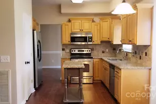 2319 Comfrey Ct, Charlotte, NC 28213 - Photo 4