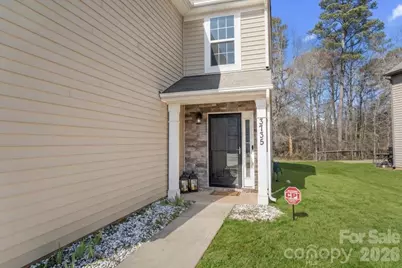 3735 Ernie Drive, Charlotte, NC 28269 - Photo 2