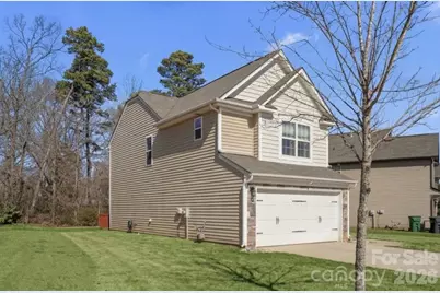 3735 Ernie Drive, Charlotte, NC 28269 - Photo 4