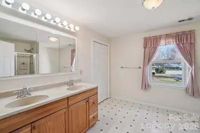 511 Oak Grove Road, East Flat Rock, NC 28731 - Photo 22