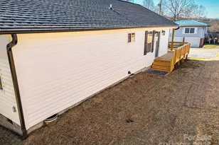 36 Harkins Ave, Canton, NC 28716 - Photo 6