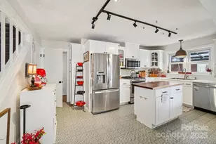 2510 Old Spartanburg Rd, East Flat Rock, NC 28726 - Photo 12