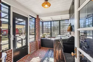 2510 Old Spartanburg Rd, East Flat Rock, NC 28726 - Photo 30