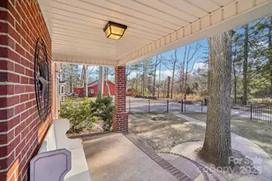 2510 Old Spartanburg Rd, East Flat Rock, NC 28726 - Photo 8