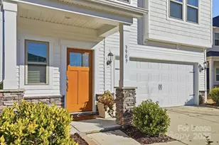 3909 Woodland View Dr, Charlotte, NC 28215 - Photo 2