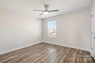 3909 Woodland View Dr, Charlotte, NC 28215 - Photo 22