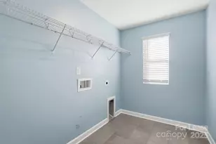 3909 Woodland View Dr, Charlotte, NC 28215 - Photo 24