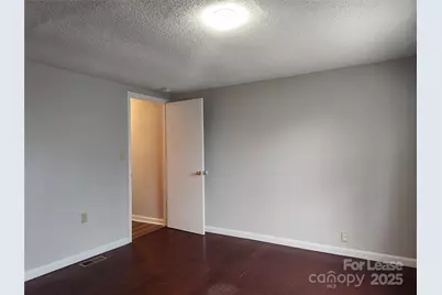 3216 Hawkins Place, Charlotte, NC 28269 - Photo 16