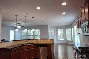 8611 Burnside Ln, Charlotte, NC 28277 - Photo 10