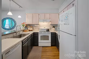 301 Pinnacle Inn Rd, Beech Mountain, NC 28604 - Photo 14