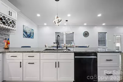 3670 9th Street Drive NE, Hickory, NC 28601 - Photo 4