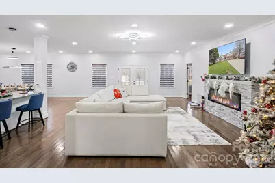 3670 9th Street Drive NE, Hickory, NC 28601 - Photo 10