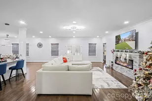 3670 9th Street Drive NE, Hickory, NC 28601 - Photo 10