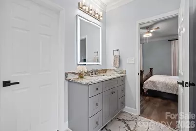 3670 9th Street Drive NE, Hickory, NC 28601 - Photo 16