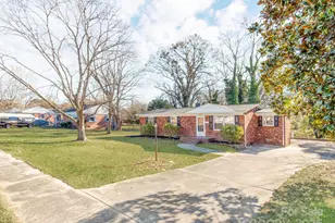 502 McConnell St, Clover, SC 29710 - Photo 2