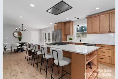 1109 S Prestonwood Drive, Hendersonville, NC 28739 - Photo 8